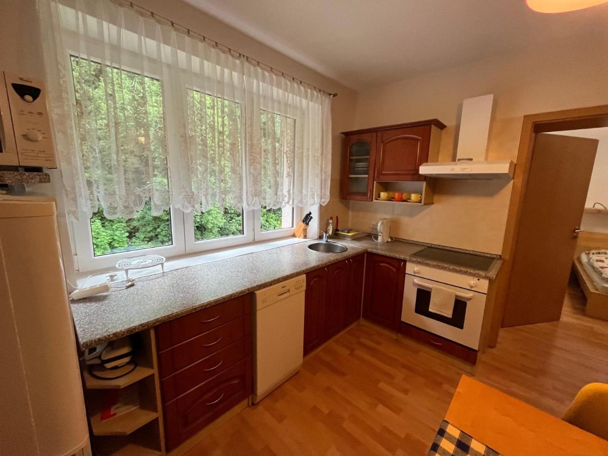 Apartman Kinali Horni Lipova Exterior photo